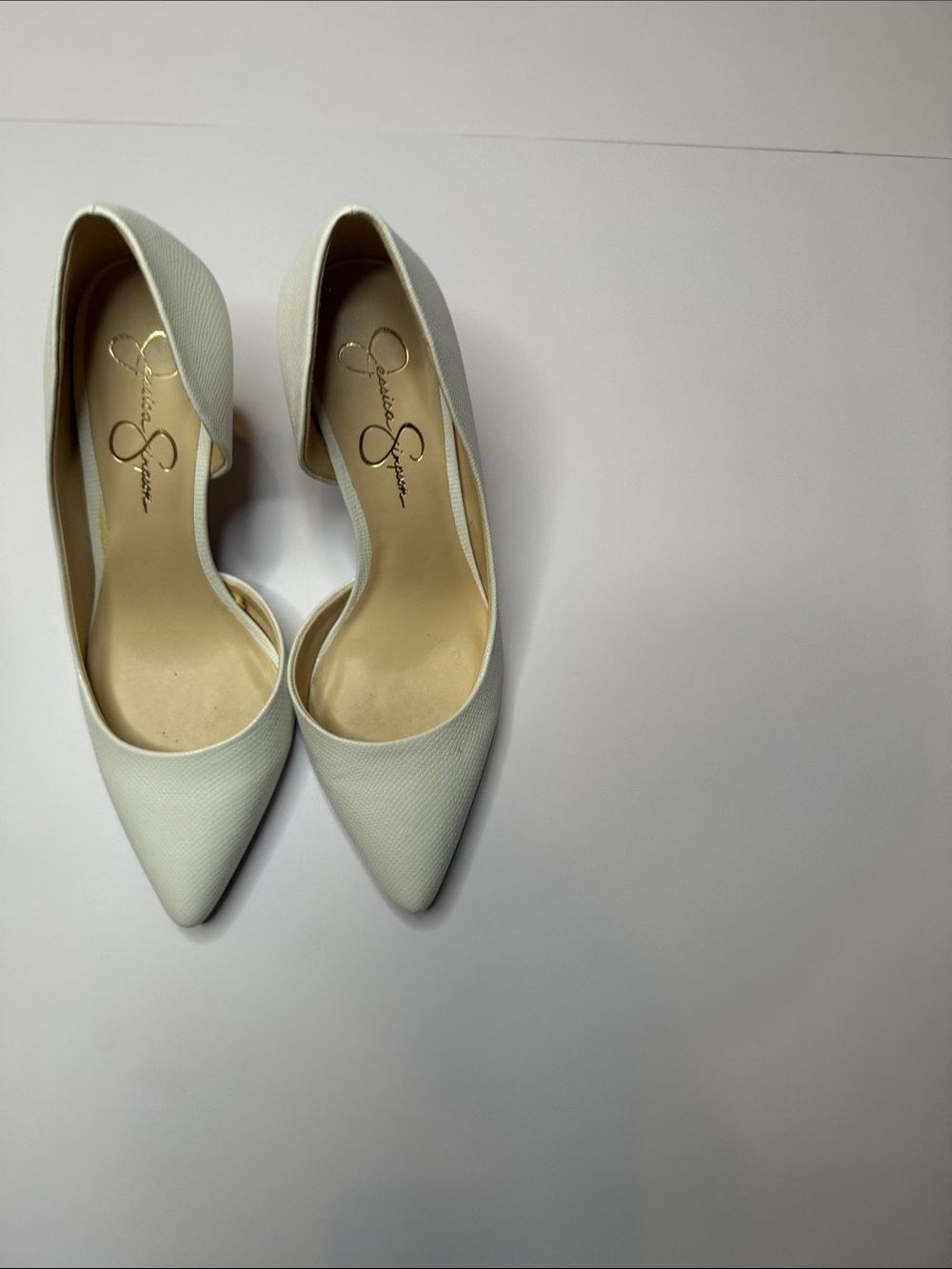 Jessica Simpson Ivory Textured Pointed-Toe Pumps - Picture 3 of 6